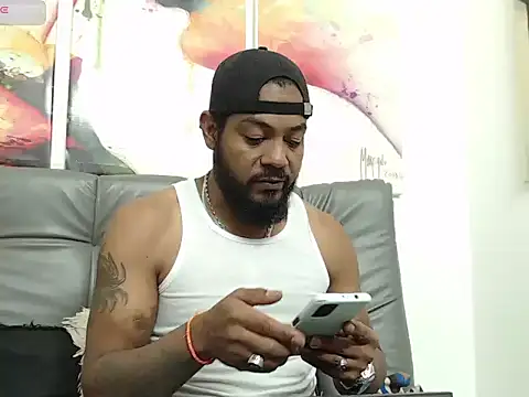 Snapshot of BladeFoxxx1 chatting on November 2025 07:22:01 AM BladeFoxxx1 online show from November 2025 07:22:01 AM