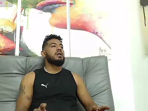 Snapshot of BladeFoxxx1 chatting on November 2025 03:04:01 PM BladeFoxxx1 online show from November 2025 03:04:01 PM