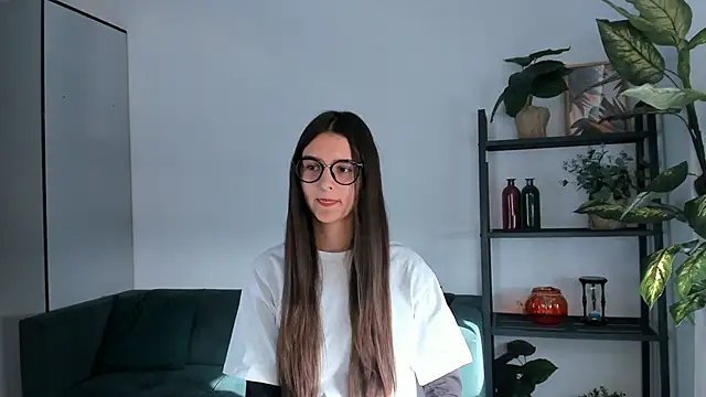 Snapshot of SunnCoote chatting on March 2025 01:40:02 PM SunnCoote online show from March 2025 01:40:02 PM