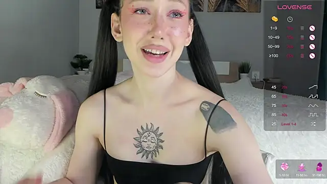 Snapshot of Say_luna chatting on March 2025 11:31:01 PM Say luna online show from March 2025 11:31:01 PM