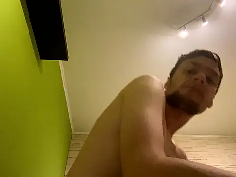 Snapshot of YoungTopGuy chatting on December 2025 05:16:01 AM YoungTopGuy online show from December 2025 05:16:01 AM