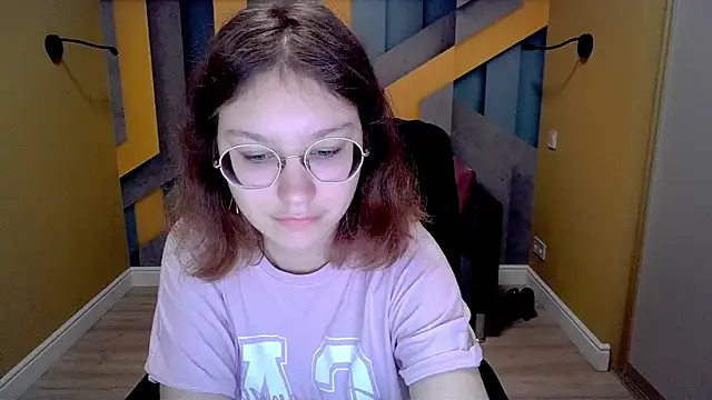 AngelinaLow online show from March 2025 09:41:01 AM