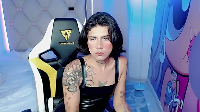 Zion Moore online show from March 2025 04:08:02 AM