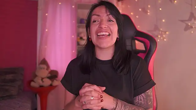 Madison Mayer online show from April 2026 12:17:01 PM