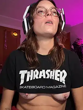 SpaceCowWhore online show from October 2025 12:17:02 AM