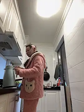 aa520uv online show from February 2026 02:29:01 AM