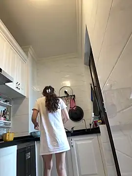 aa520uv online show from April 2026 02:14:01 AM