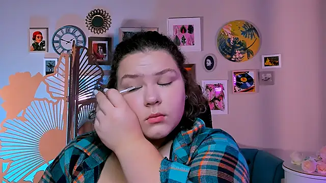 FlorenceAnderson online show from September 2025 05:44:02 AM