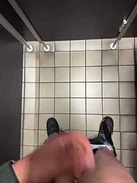 wassermann8484 online show from April 2026 07:42:02 AM