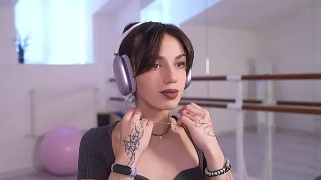 mystica  online show from September 2025 10:58:02 AM