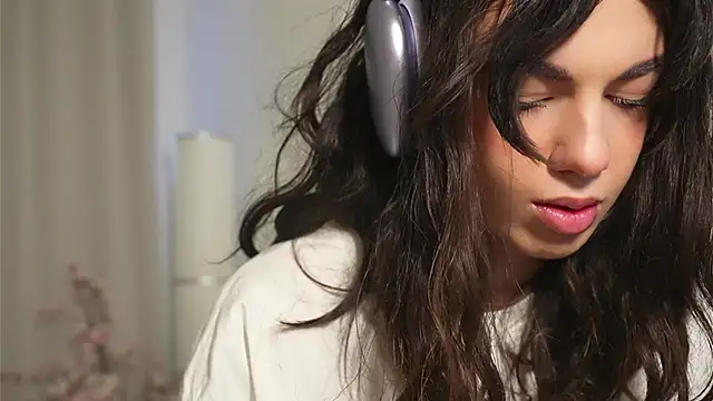 mystica  online show from October 2025 09:43:02 AM