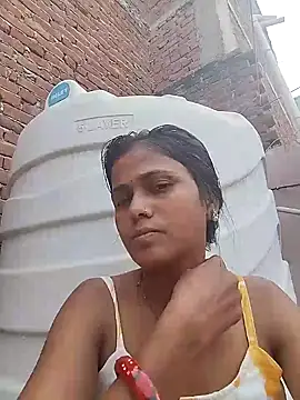 Snapshot of Ayeshaji chatting on September 2025 07:09:02 AM Ayeshaji online show from September 2025 07:09:02 AM