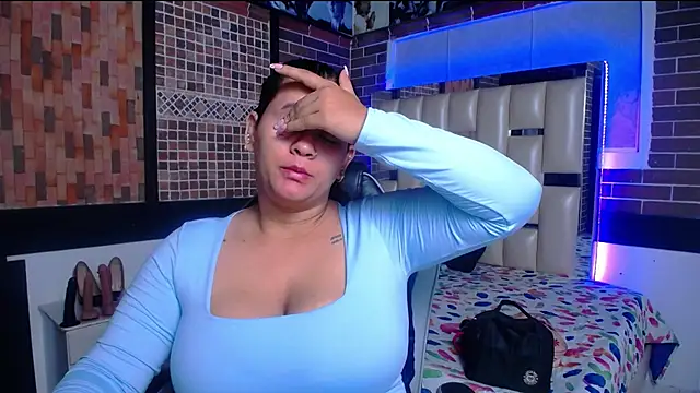 kriss sweetboobs10 online show from October 2025 12:35:02 PM