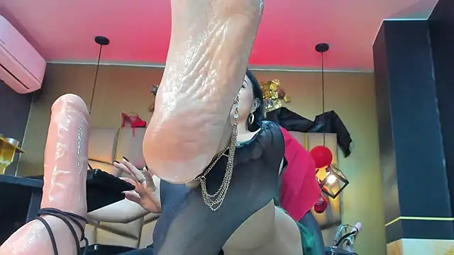 Kendraa Hot online show from March 2026 12:29:01 AM