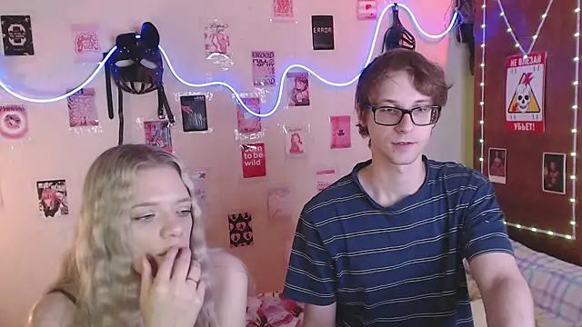 Your Horny Friends online show from September 2025 11:33:01 AM