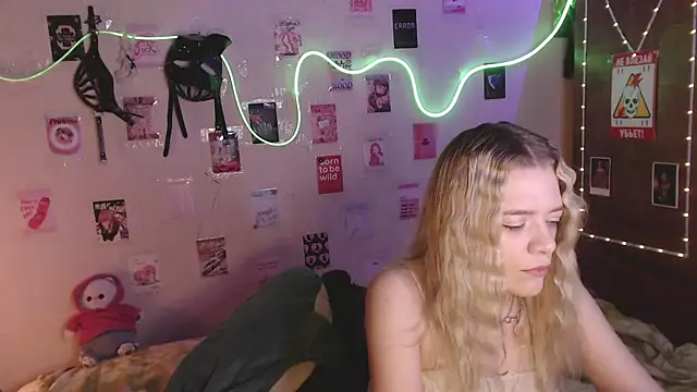 Your Horny Friends online show from November 2025 02:19:02 PM