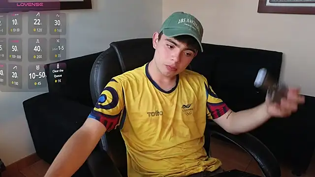 Snapshot of lukeboyce33 chatting on February 2026 10:08:01 PM lukeboyce33 online show from February 2026 10:08:01 PM