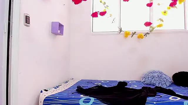 Mariana-ofc online show from March 2025 06:39:02 PM