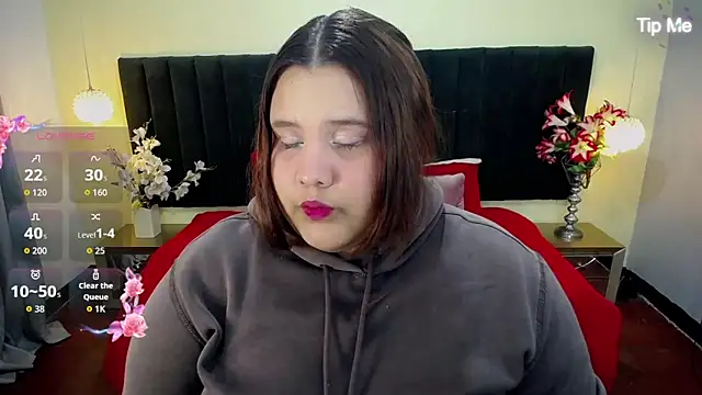 ailyn maury online show from September 2025 01:27:02 AM