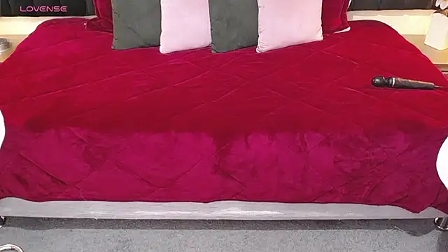 ailyn maury online show from February 2026 01:32:02 PM