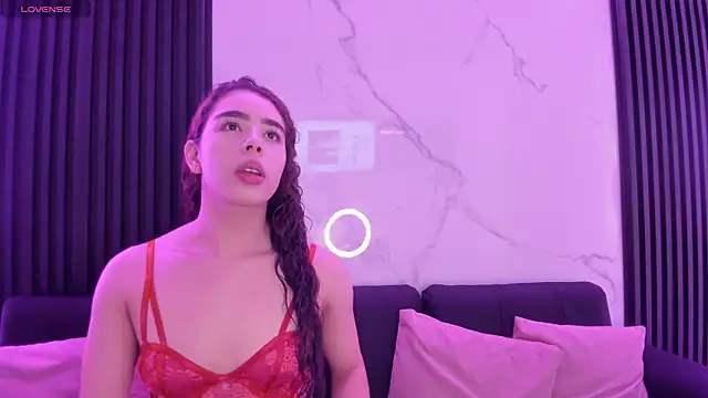 MiaScott5 online show from October 2025 04:45:01 AM