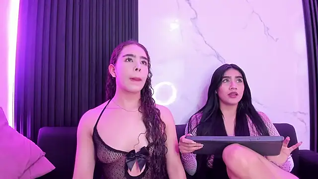 MiaScott5 online show from December 2025 03:57:01 AM