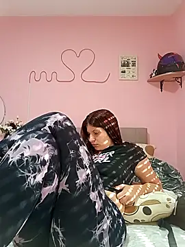 MeCherryy online show from September 2025 01:25:02 PM