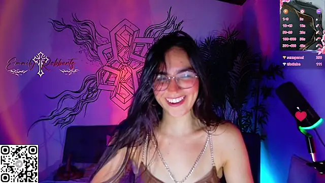Snapshot of Emmi_Roberts chatting on May 2026 12:18:01 AM Emmi Roberts online show from May 2026 12:18:01 AM