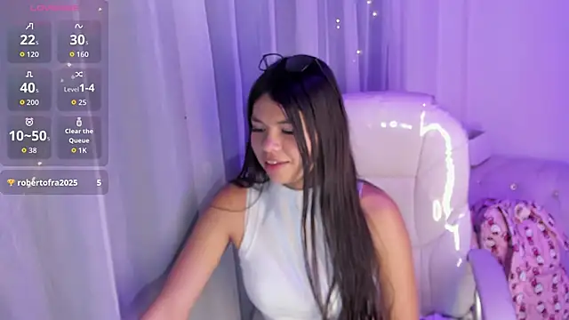 Snapshot of Pretty_Johnson_ chatting on November 2025 11:32:01 AM Pretty Johnson online show from November 2025 11:32:01 AM