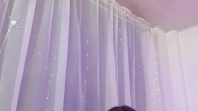 Snapshot of Pretty_Johnson_ chatting on November 2025 11:36:02 AM Pretty Johnson online show from November 2025 11:36:02 AM