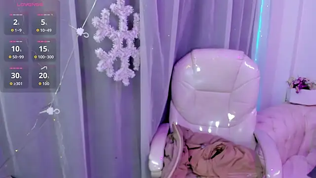 Pretty Johnson  online show from December 2025 11:36:02 AM