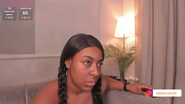 Kendallbleer online show from October 2025 11:44:01 AM