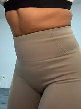 Snapshot of Alyssa_76 chatting on March 2025 12:47:01 AM Alyssa 76 online show from March 2025 12:47:01 AM