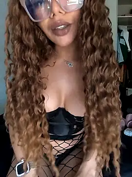 Snapshot of Alyssa_76 chatting on September 2025 02:50:01 PM Alyssa 76 online show from September 2025 02:50:01 PM