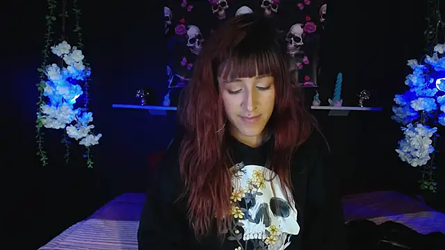 Hairydoll  online show from October 2025 09:17:02 PM