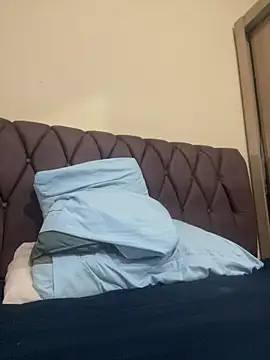 Snapshot of kiume chatting on November 2025 03:33:01 PM kiume online show from November 2025 03:33:01 PM