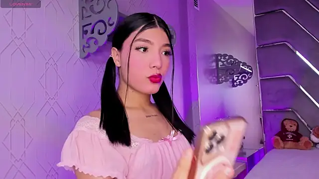 may fox06 online show from November 2025 09:36:02 PM