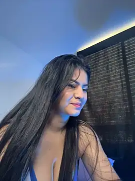 Saanvi21 online show from March 2025 01:35:02 PM