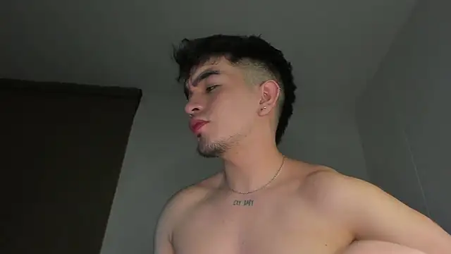 cmzo  online show from November 2025 12:57:02 AM