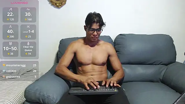 Christian Musclet4 online show from September 2025 03:21:01 AM