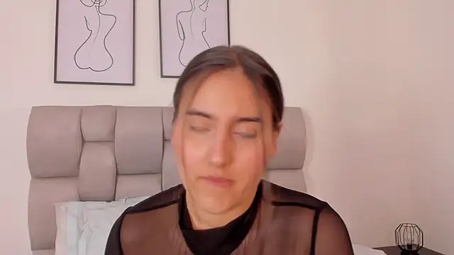 Snapshot of Hanna_Evans__ chatting on September 2025 03:55:02 PM Hanna Evans online show from September 2025 03:55:02 PM