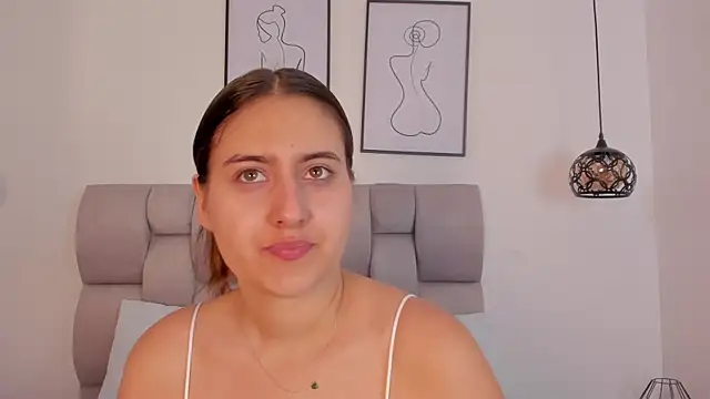 Snapshot of Hanna_Evans__ chatting on October 2025 12:26:02 PM Hanna Evans online show from October 2025 12:26:02 PM