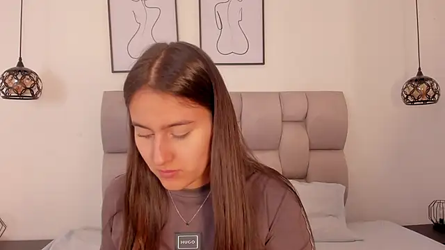 Snapshot of Hanna_Evans__ chatting on October 2025 12:58:01 PM Hanna Evans online show from October 2025 12:58:01 PM