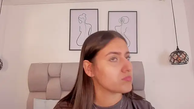 Snapshot of Hanna_Evans__ chatting on October 2025 12:41:02 PM Hanna Evans online show from October 2025 12:41:02 PM