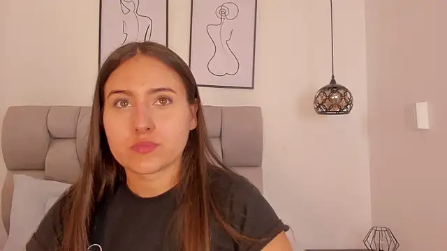 Snapshot of Hanna_Evans__ chatting on October 2025 12:06:02 PM Hanna Evans online show from October 2025 12:06:02 PM