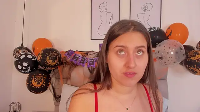 Snapshot of Hanna_Evans__ chatting on October 2025 12:30:01 PM Hanna Evans online show from October 2025 12:30:01 PM