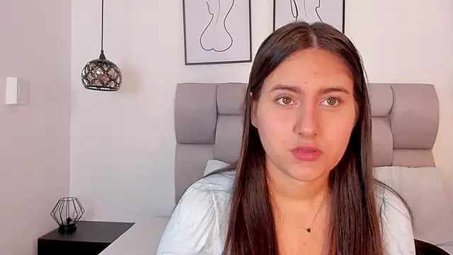 Snapshot of Hanna_Evans__ chatting on November 2025 11:51:02 AM Hanna Evans online show from November 2025 11:51:02 AM