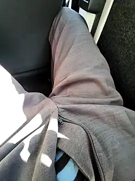 ikeike-kun online show from October 2025 02:59:01 AM