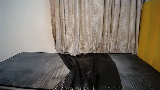 Snapshot of blackrose001 chatting on January 2026 11:19:01 PM blackrose001 online show from January 2026 11:19:01 PM