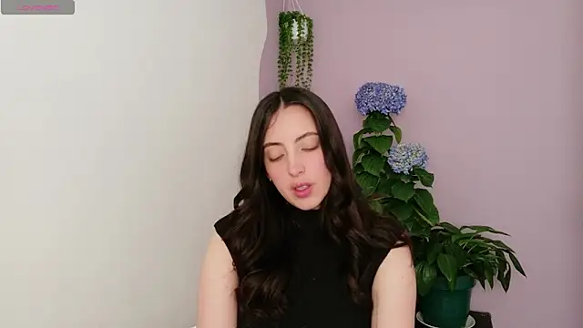 Rebbecawhite meow online show from February 2026 05:36:02 PM